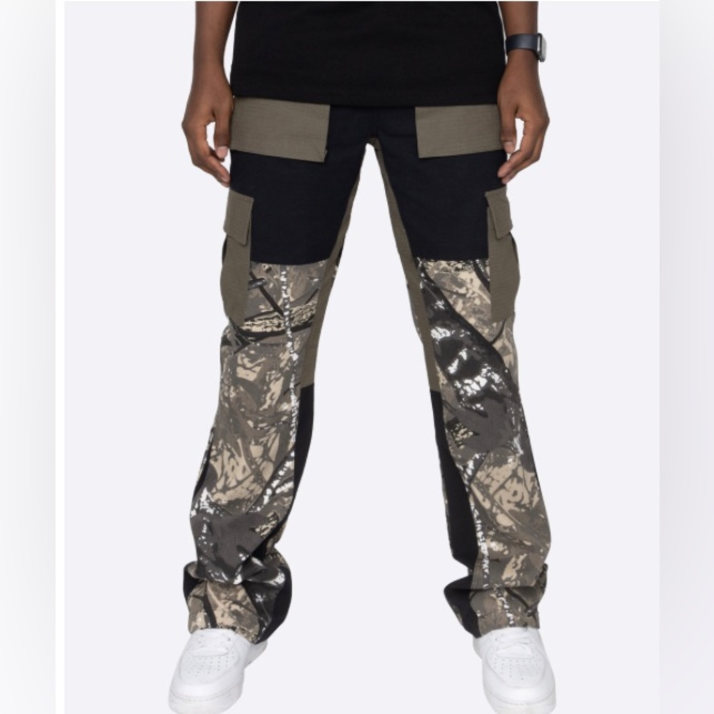 EPTM Dave East Stacked & Flared Cargos Size 32